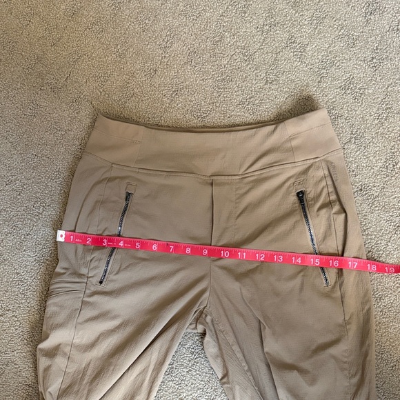 Women’s Athleta Trekkie high rise joggers in camel color In excellent condition - Picture 11 of 14